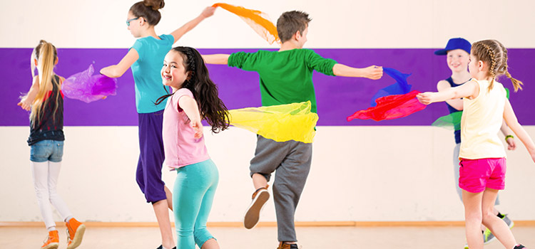 Alguna vez bailaste no sólo para divertirte? Taller de danzaterapia para niños